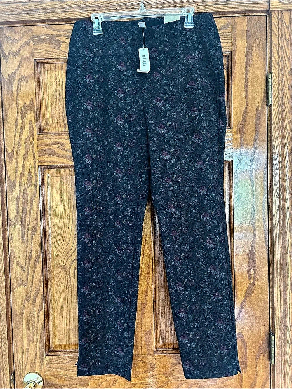 NWTChico’s Floral Straight Leg Pants Size 2